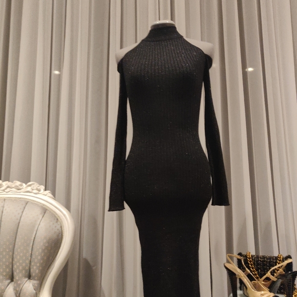 Knit dress - Picture 1 of 13